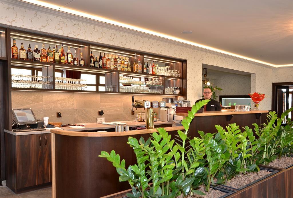 Hotel Sonata هراديتش ناد مورافيكى المظهر الخارجي الصورة